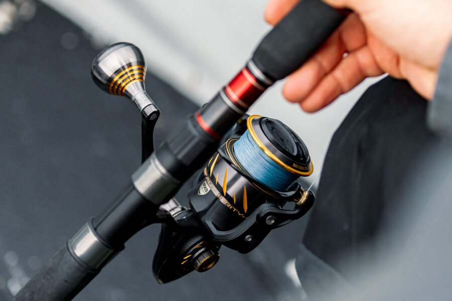 Penn Authority 6500 Spinning Reel - Image 11