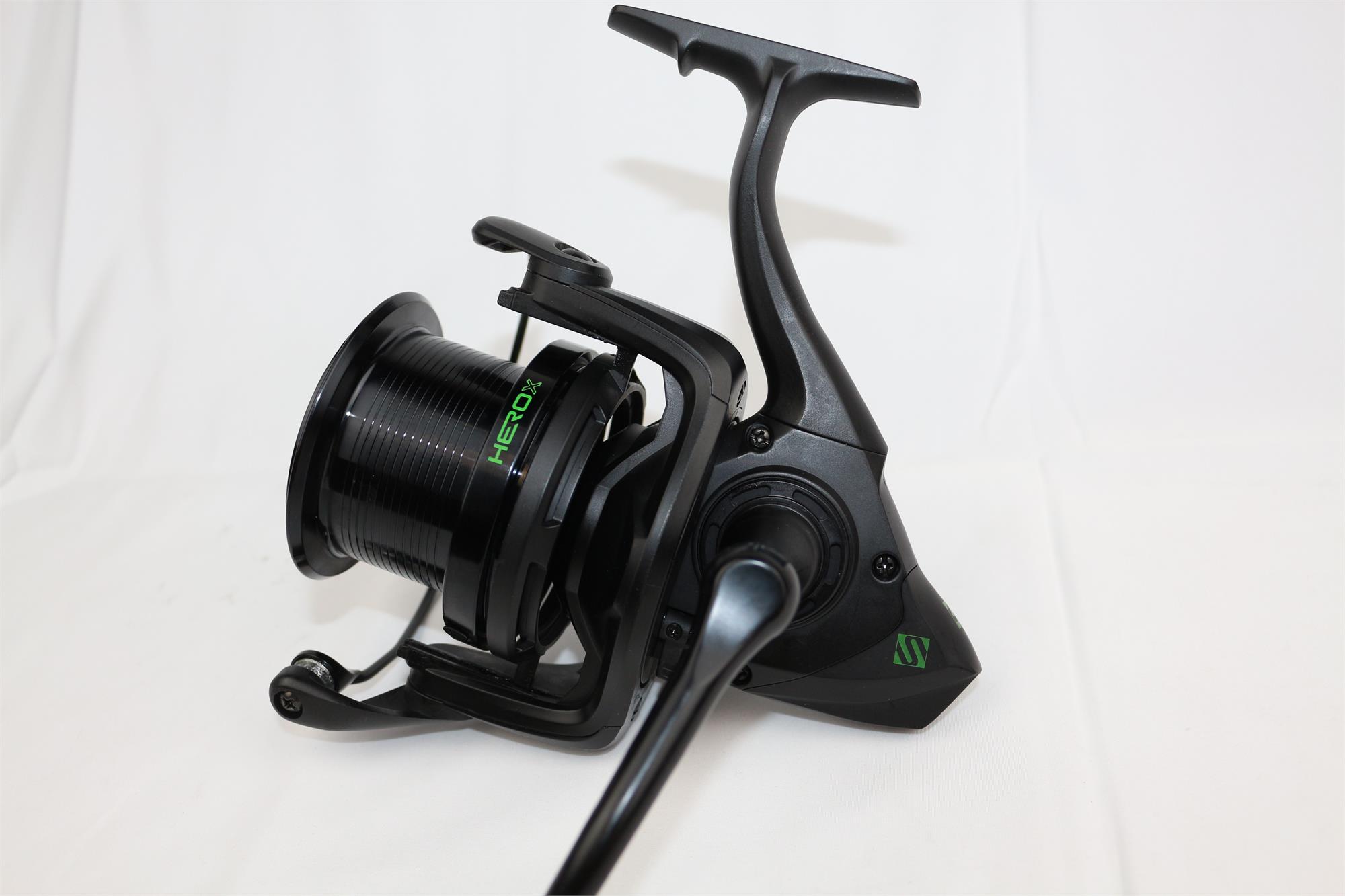 Sonik Hero X 10000 Carp Reel