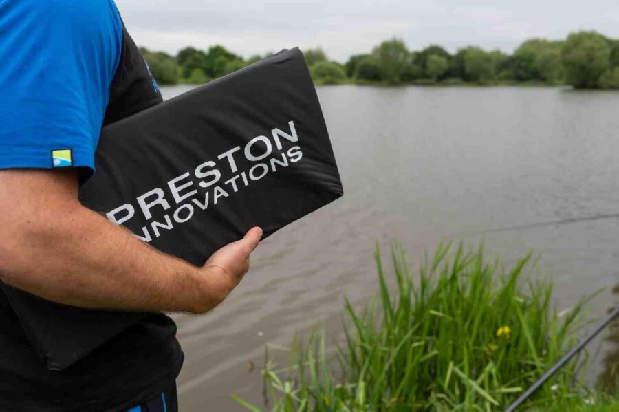 Preston Fold Away Unhooking Mat - Image 5