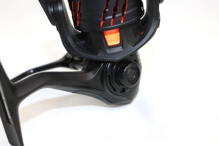 Savage Gear Orange LTD Spinning Reel 1000 FD - Image 4