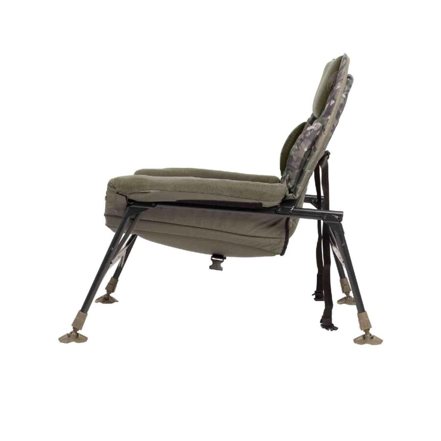 Trakker Levelite Camo Colossus Chair - Image 3